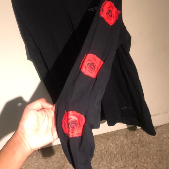 Black long sleeve - Picture 3 of 6